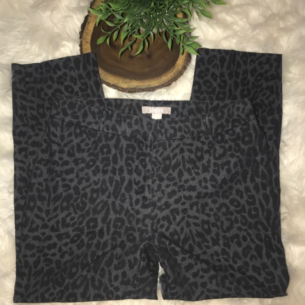 Chico's Cropped Animal Print Trouser Pants Size 1